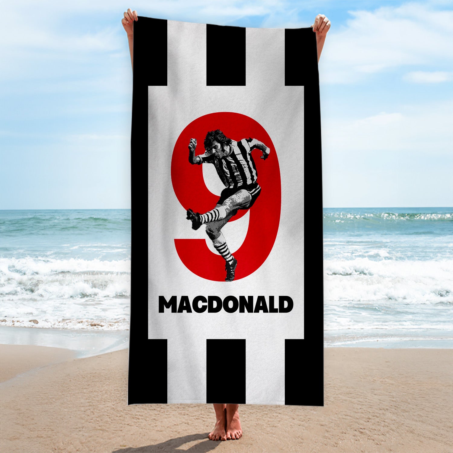 Newcastle Macdonald 9 - Football Legends - Beach Towel - 150cm x 75cm