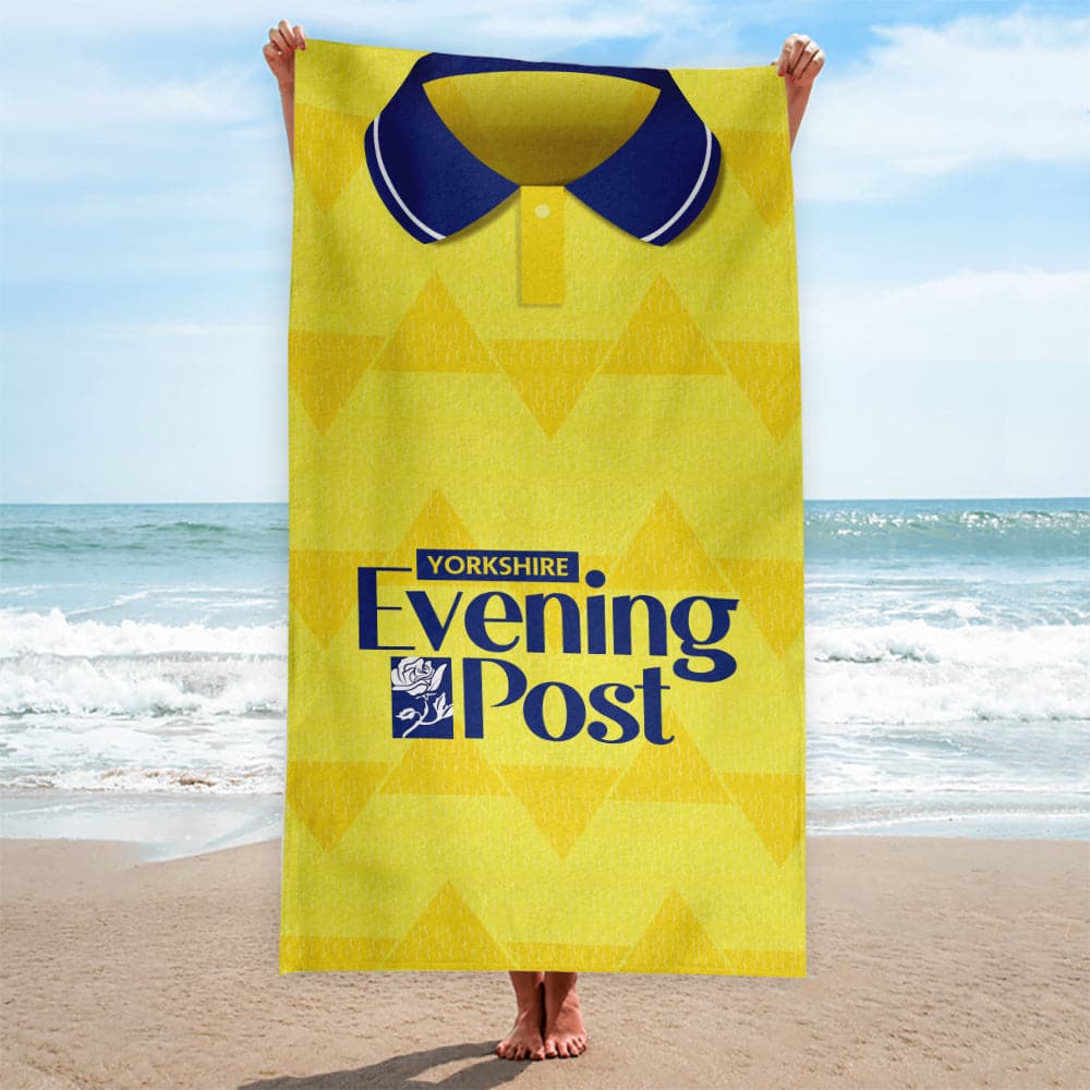 LUFC - 1992 Away Shirt - Personalised Retro Beach Towel - 150cm x 75cm