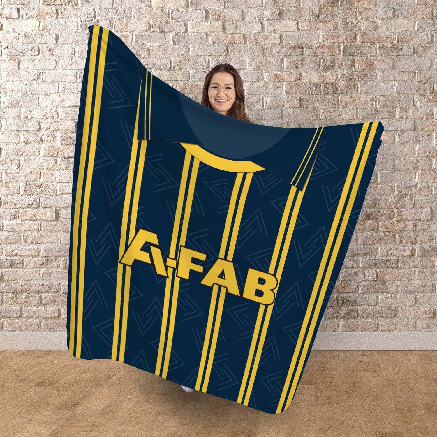 Aberdeen 1993 Away Shirt - Personalised Retro Fleece Blanket 150cm X 150cm