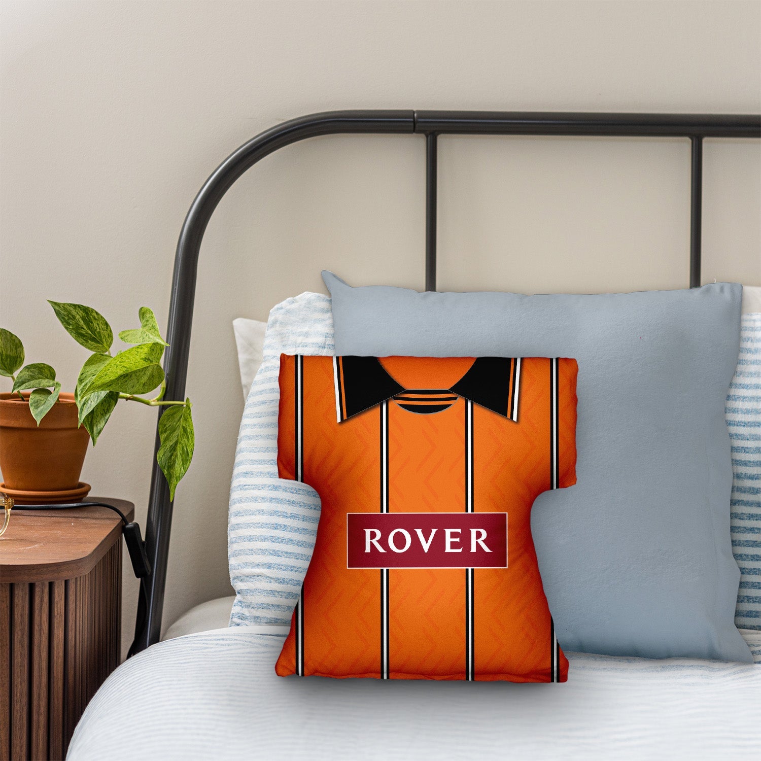 Dundee - 1994 Home Shirt - Personalised Retro Shirt Cushion