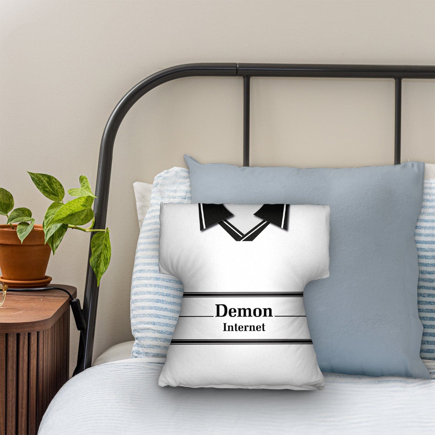 Fulham - 2000 - HOME - Personalised Retro Shirt Cushion