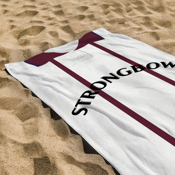 Heart of Midlothian Retro 1994 Away Shirt - Personalised Lightweight, Microfibre Retro Beach Towel - 150cm x 75cm