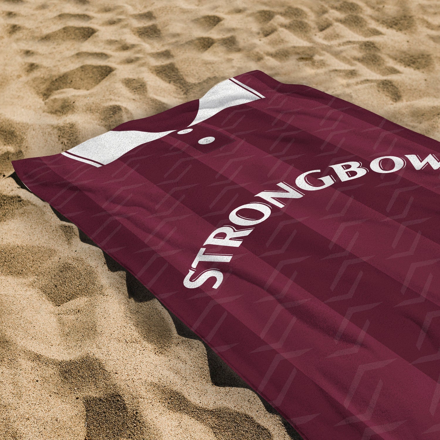 Hearts 1997 Home Shirt - Personalised Lightweight, Microfibre Retro Beach Towel 