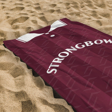 Heart of Midlothian Retro 1997 Home Shirt - Personalised Lightweight, Microfibre Retro Beach Towel - 150cm x 75cm