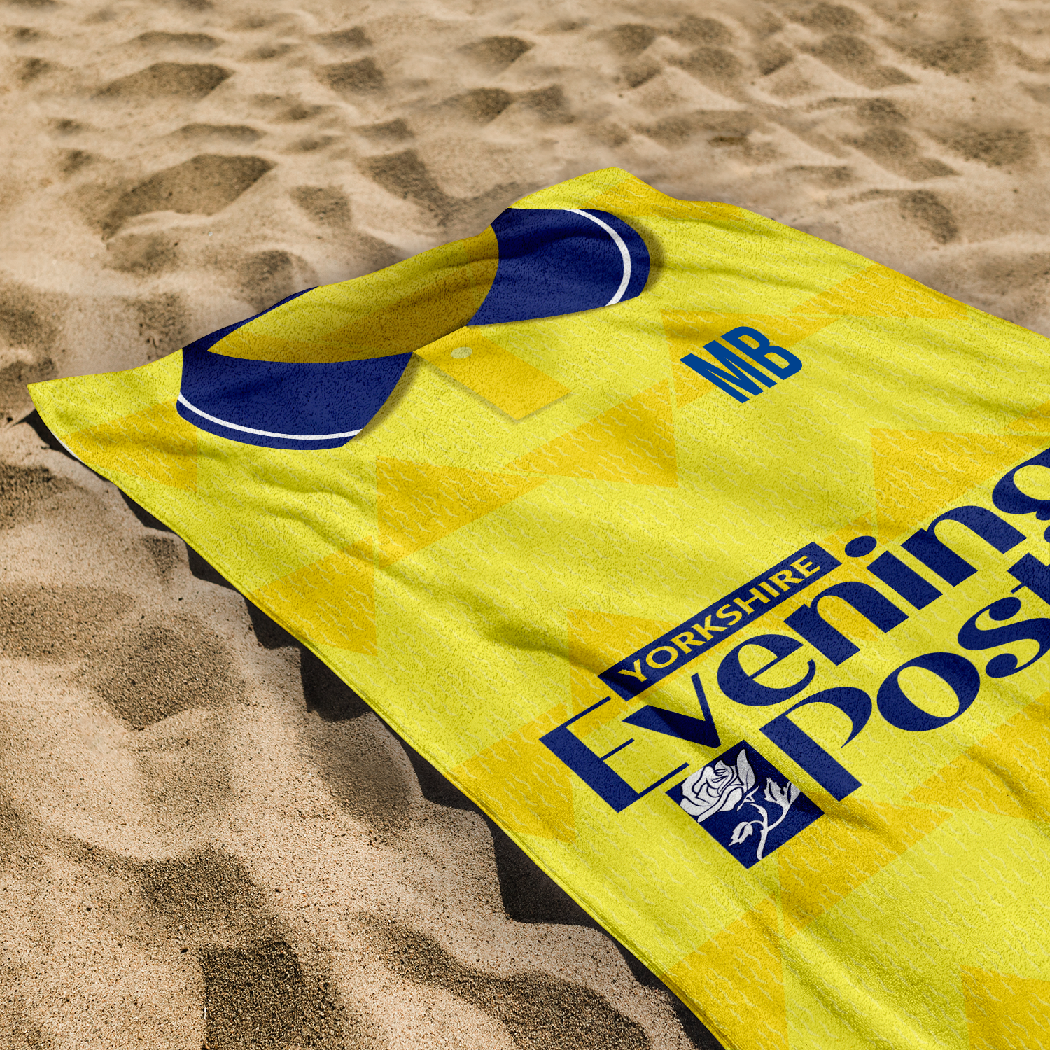 LUFC - 1992 Away Shirt - Personalised Retro Beach Towel - 150cm x 75cm