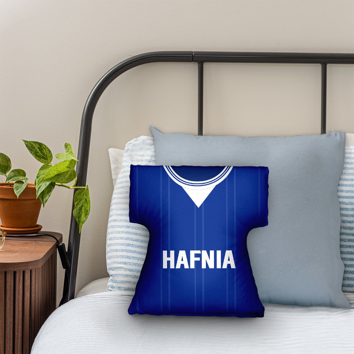 Everton 1984 Home - Retro  Shirt Cushion